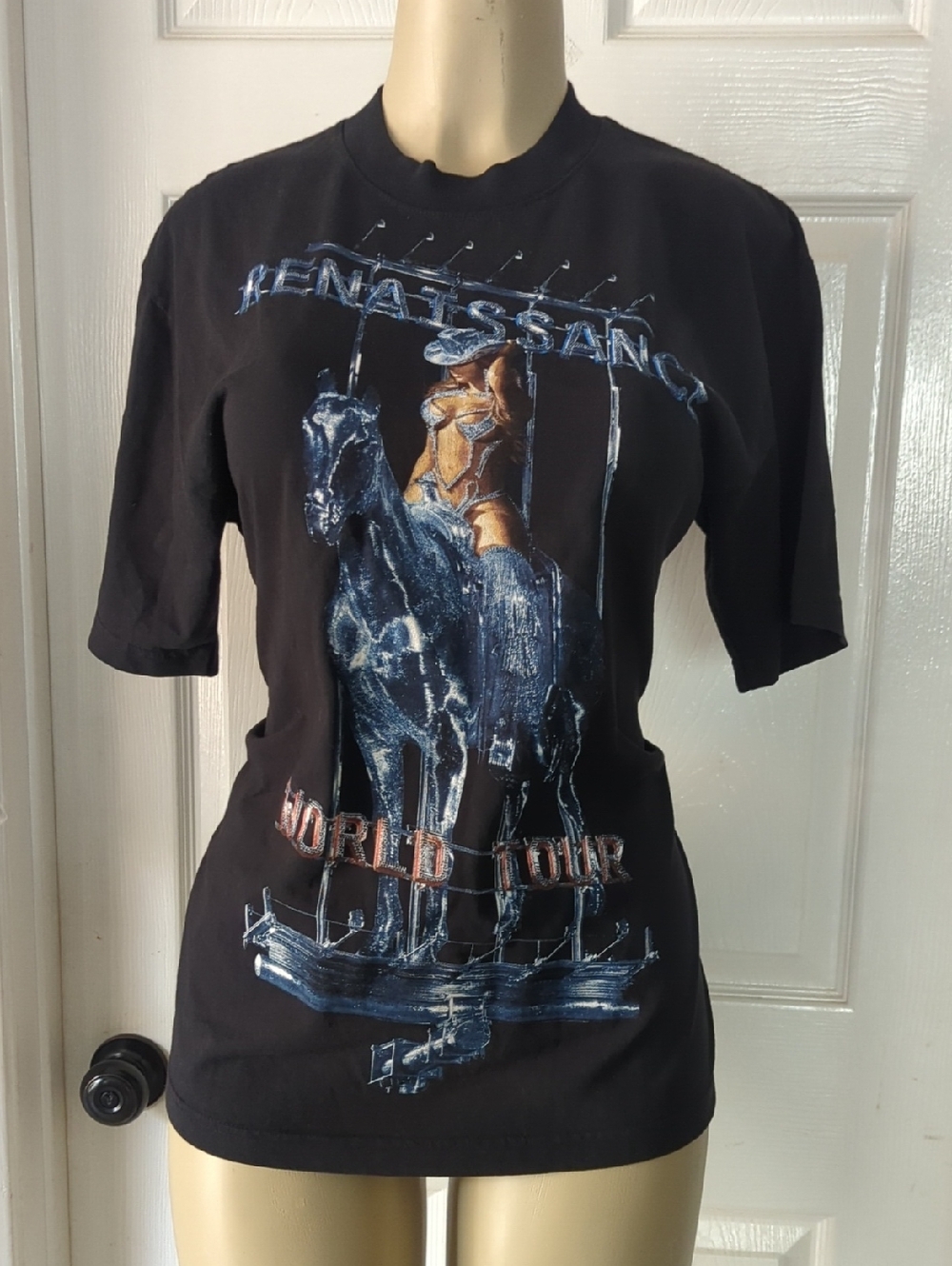 Renaissance World Tour Graphic Tee - Black Pit To Pit 19 Inch T-shirt